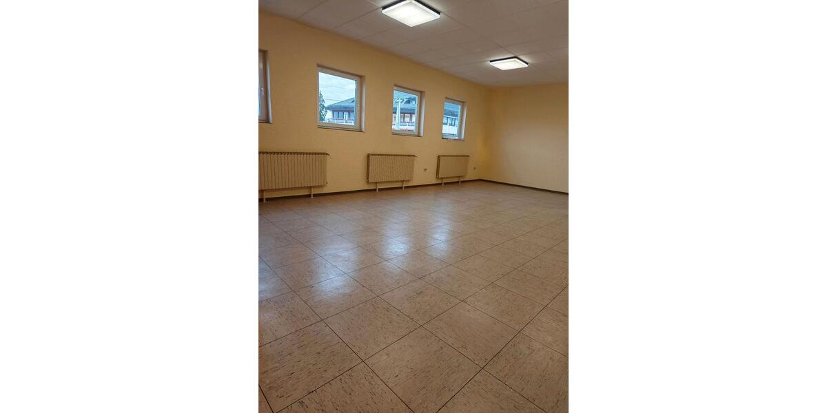 Etagenwohnung Schmelz - 1 Zimmer, 50 m&sup2;, 400&euro; | Angebot:17734873