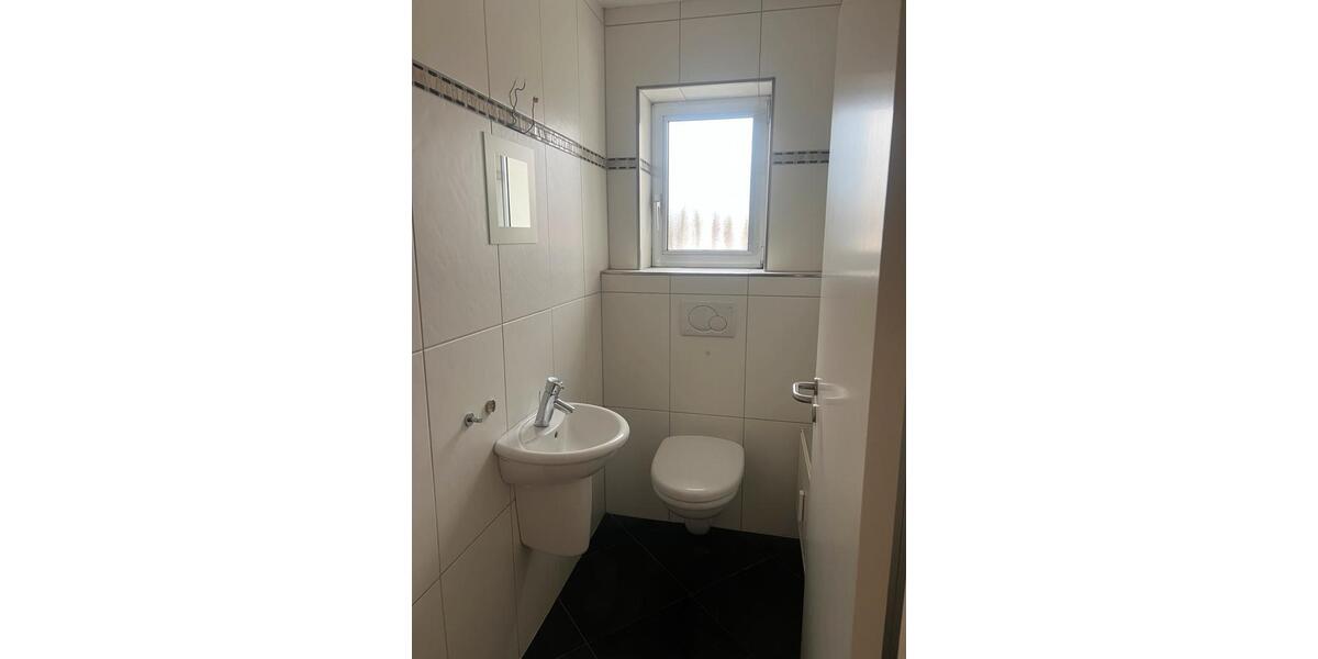 Etagenwohnung Saarbrücken Kieselhumes - 5 Zimmer, 135 m&sup2;, 1.495&euro; | Angebot:25326741