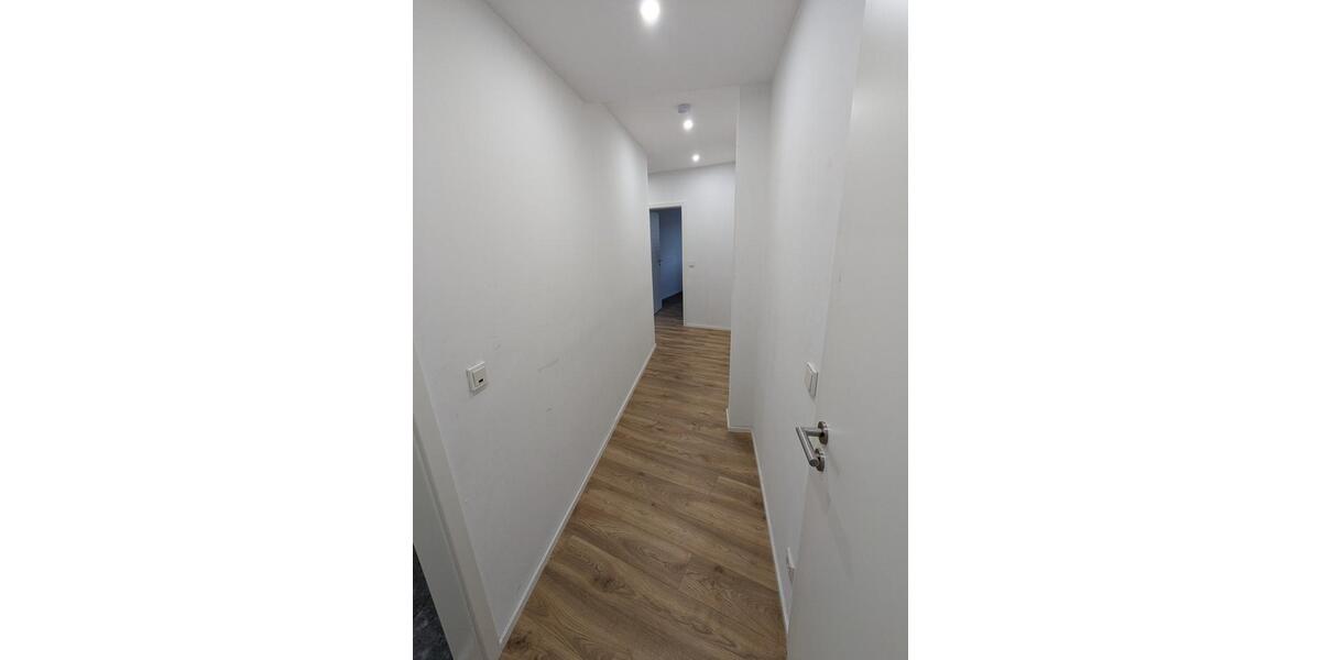 Etagenwohnung Saarlouis - 3 Zimmer, 88 m&sup2;, 240.000&euro; | Angebot:24063102