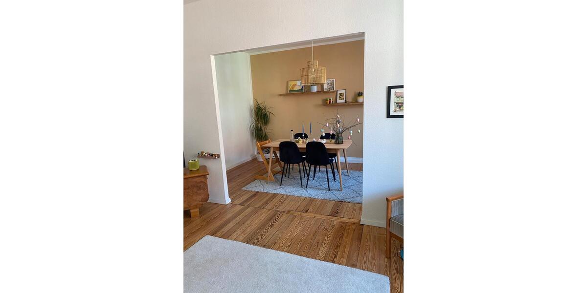 Etagenwohnung Saarbrücken Neue Bremm - 3.5 Zimmer, 90 m&sup2;, 1.250&euro; | Angebot:26626528