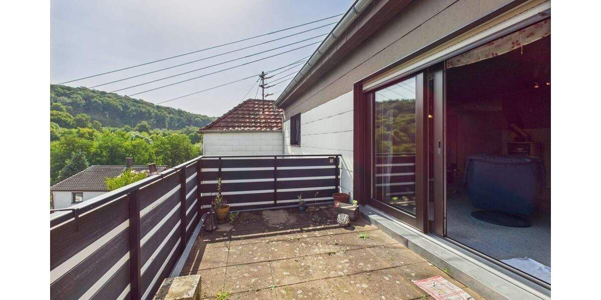 Mehrfamilienhaus, Wohnhaus Quierschied - 9 Zimmer, 234 m&sup2;, 195.000&euro; | Angebot:25799966