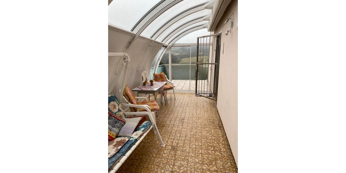 Etagenwohnung Heusweiler - 4 Zimmer, 160 m&sup2;, 1.200&euro; | Angebot:26049460