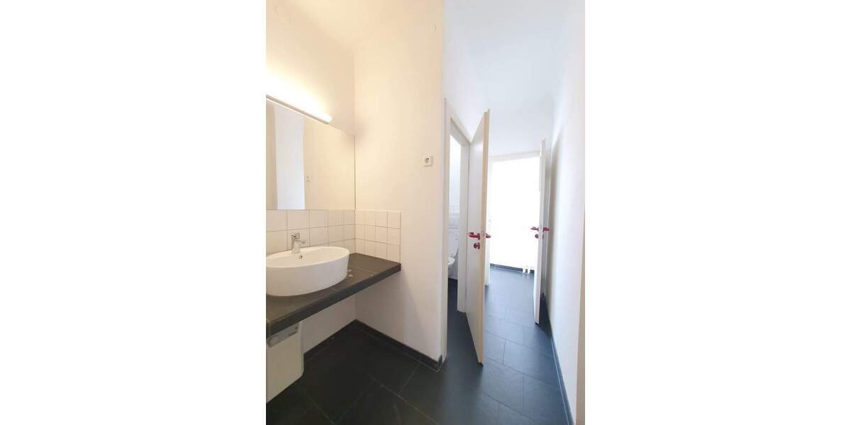 Gewerbeobjekt Saarbrücken St Johann - 5 Zimmer, 1.200&euro; | Angebot:25778742