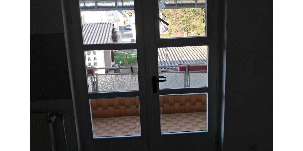 Etagenwohnung Völklingen - 3 Zimmer, 90 m&sup2;, 870&euro; | Angebot:25856538