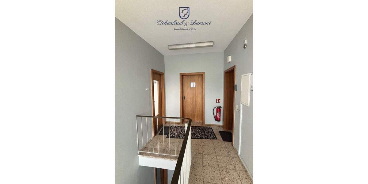 Gewerbeobjekt Saarlouis / Roden Roden - 9 Zimmer, 302 m&sup2;, 2.100&euro; | Angebot:25697924