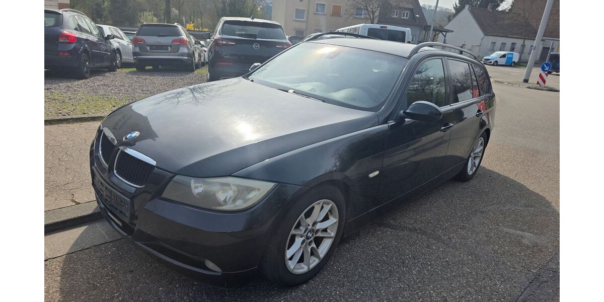 BMW 320 319.000 km 2.700 &euro; Saarbrücken - Burbach 66115
