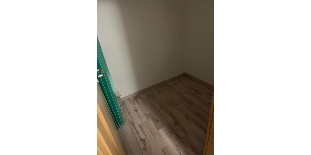 Etagenwohnung Saarbrücken West - 2 Zimmer, 60 m&sup2;, 476&euro; | Angebot:25509779