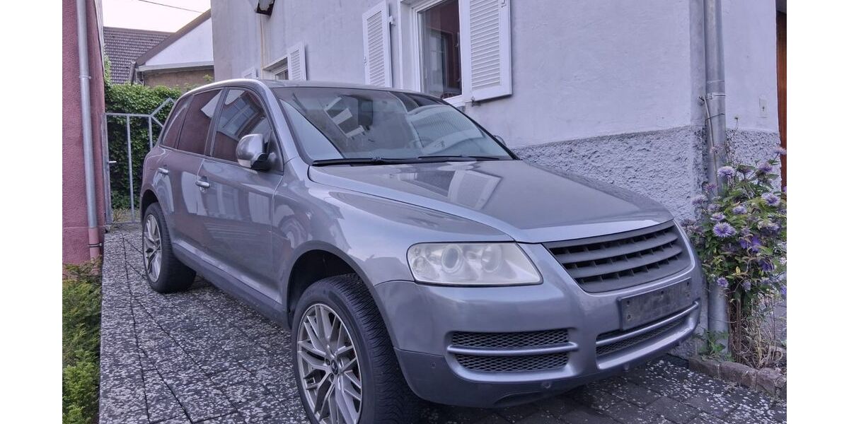 VW Touareg 289.000 km 5.000 &euro; Saarbrücken 66131