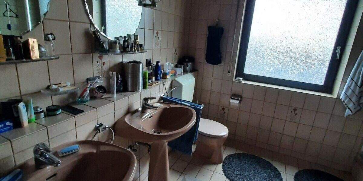Etagenwohnung Großrosseln - 6 Zimmer, 214 m&sup2;, 199.999&euro; | Angebot:25780963