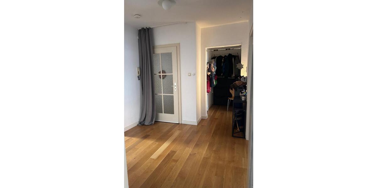 Etagenwohnung Saarbrücken Neue Bremm - 3 Zimmer, 93 m&sup2;, 920&euro; | Angebot:24753778