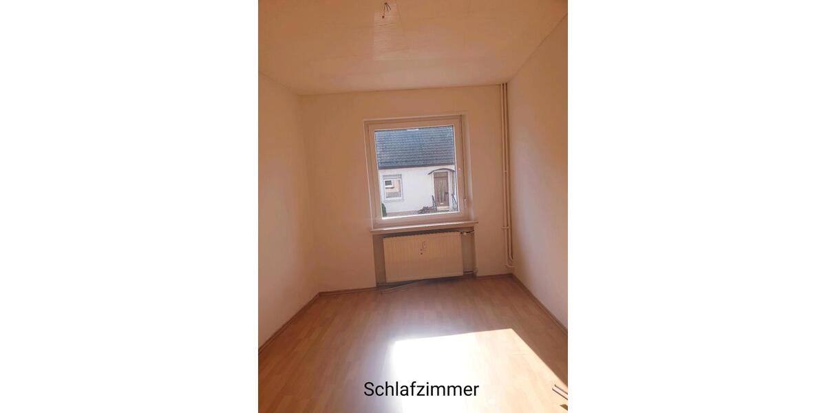 Erdgeschoßwohnung Saarbrücken West - 3 Zimmer, 75 m&sup2;, 600&euro; | Angebot:25634266