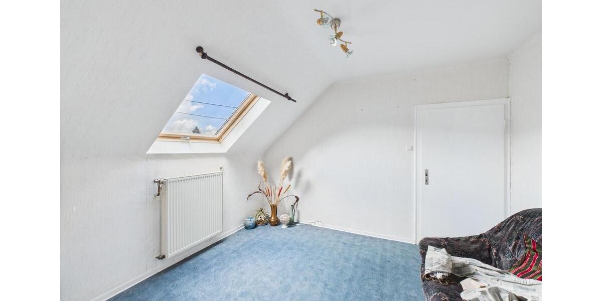 Dachgeschoßwohnung Neunkirchen Heinitz - 3 Zimmer, 70 m&sup2;, 580&euro; | Angebot:24805151