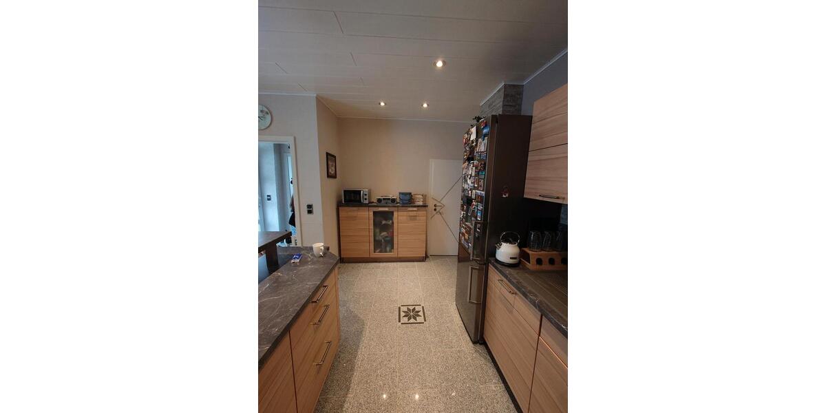 Einfamilienhaus Friedrichsthal - 7 Zimmer, 175 m&sup2;, 250.000&euro; | Angebot:25971205