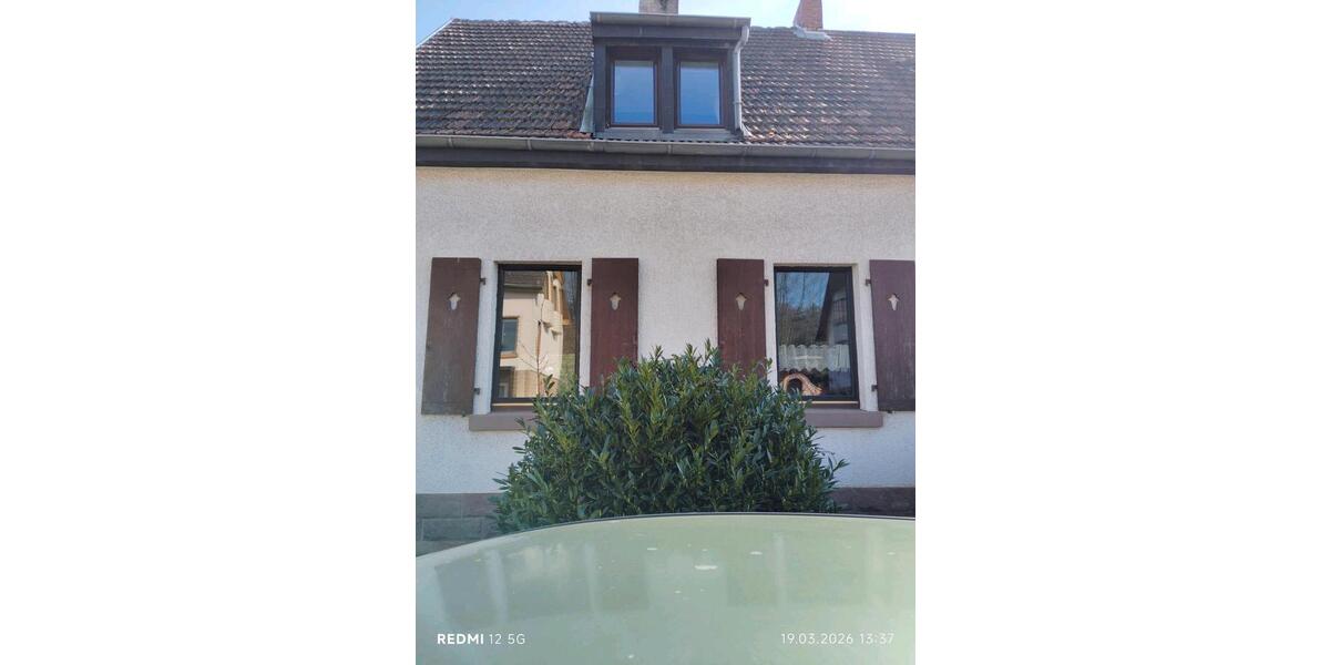 Doppelhaushälfte Saarbrücken West - 5 Zimmer, 110 m&sup2;, 1.100&euro; | Angebot:25829931