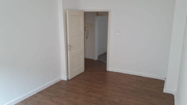 Etagenwohnung Saarbrücken Neue Bremm - 3 Zimmer, 85 m&sup2;, 850&euro; | Angebot:26516541