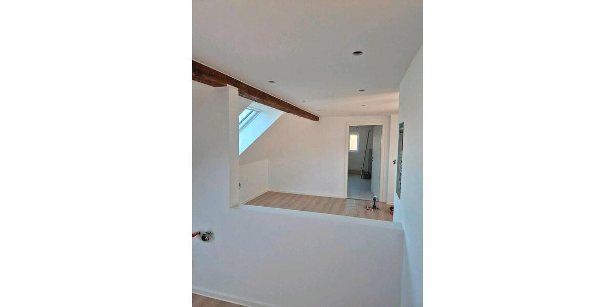 Dachgeschoßwohnung Rehlingen-Siersburg Siersburg - 3 Zimmer, 75 m&sup2;, 700&euro; | Angebot:26549980