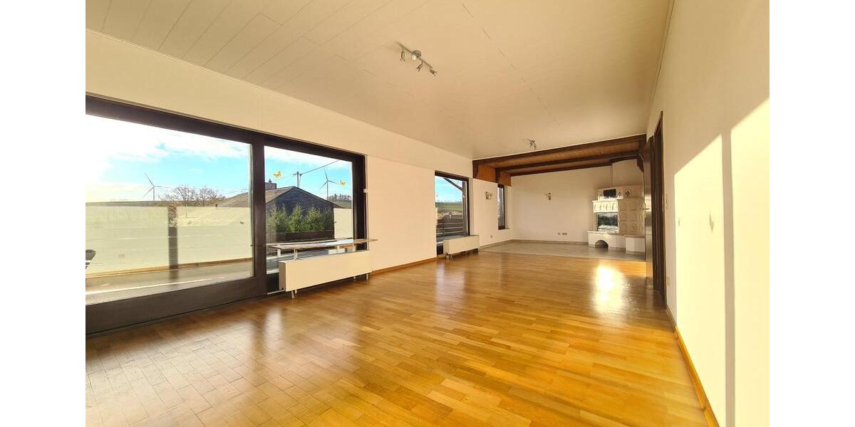 Maisonettenwohnung Lebach - 6 Zimmer, 205 m&sup2;, 1.320&euro; | Angebot:25268842