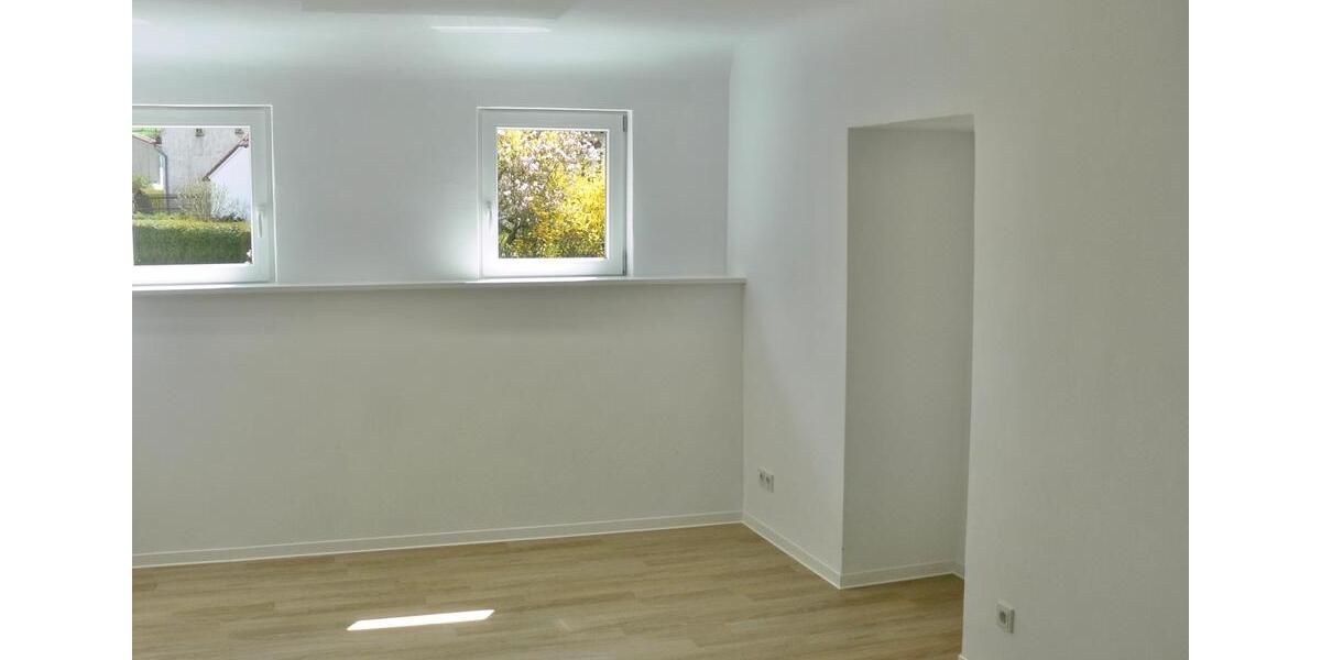 Dachgeschoßwohnung Sankt Wendel - 1 Zimmer, 84 m&sup2;, 670&euro; | Angebot:24879657