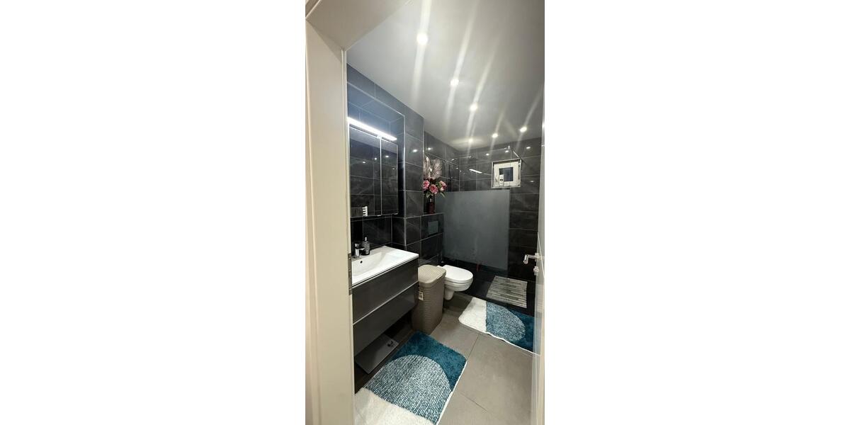 Etagenwohnung Saarbrücken West - 2 Zimmer, 60 m&sup2;, 910&euro; | Angebot:26683697