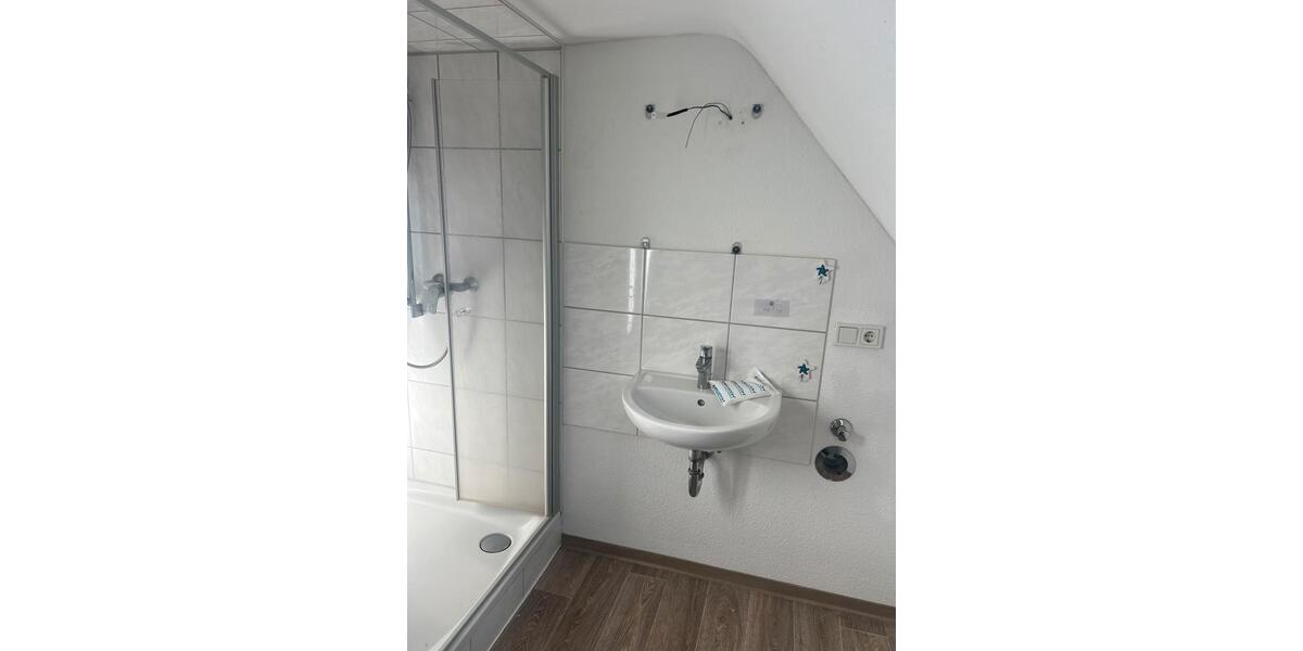 Dachgeschoßwohnung Saarbrücken Malstatt - 2 Zimmer, 65 m&sup2;, 540&euro; | Angebot:25592295