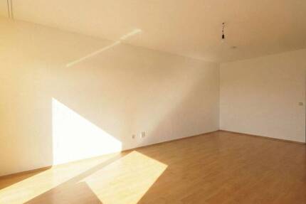 Wohnung Saarbrücken Eschberg - 3 Zimmer, 84 m&sup2;, 179.000&euro; | Angebot:25996978