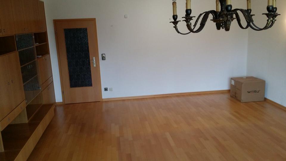 Erdgeschoßwohnung Völklingen - 2 Zimmer, 65 m&sup2;, 520&euro; | Angebot:25362964