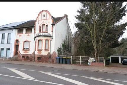 Haus Völklingen - 8 Zimmer, 156 m&sup2;, 119.000&euro; | Angebot:26696337