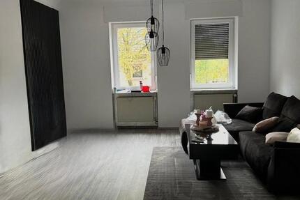 Wohnung Saarbrücken West - 3 Zimmer, 115 m&sup2;, 750&euro; | Angebot:25590859