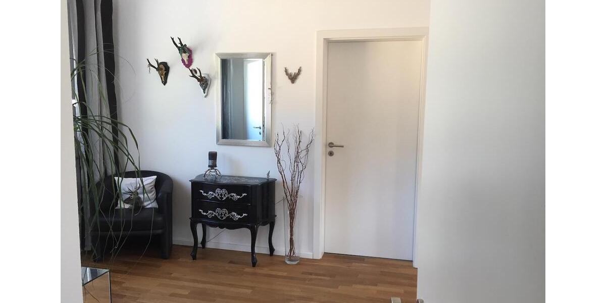 Etagenwohnung Saarbrücken West - 3 Zimmer, 82 m&sup2;, 850&euro; | Angebot:26428830