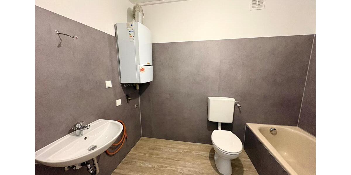 Etagenwohnung Homburg - 3 Zimmer, 73 m&sup2;, 670&euro; | Angebot:24711856