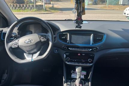Hyundai IONIQ 127.000 km 12.000 &euro; Sulzbach 66280
