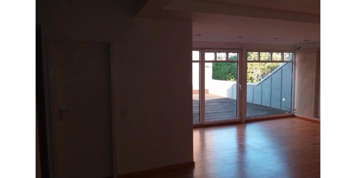 Etagenwohnung Saarbrücken West - 2 Zimmer, 75 m&sup2;, 760&euro; | Angebot:25384058