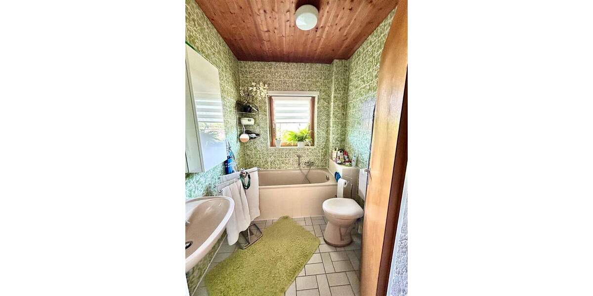 Mehrfamilienhaus, Wohnhaus Eppelborn Dirmingen - 7 Zimmer, 244 m&sup2;, 285.000&euro; | Angebot:25701154