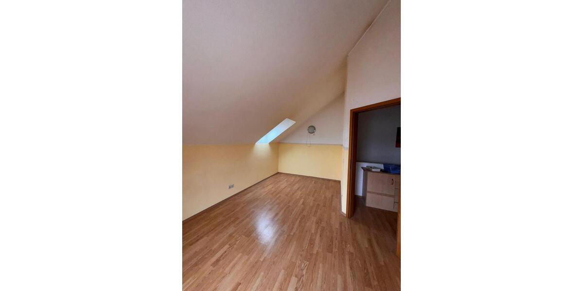 Maisonettenwohnung Saarlouis - 4 Zimmer, 104 m&sup2;, 220.000&euro; | Angebot:25228056