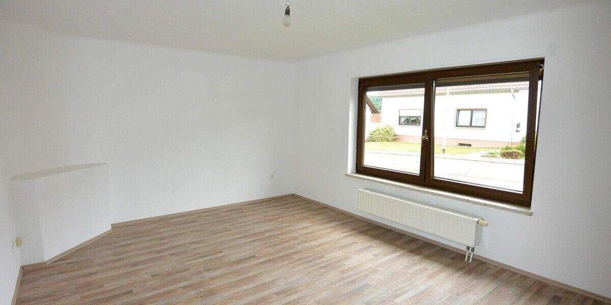 Einfamilienhaus Tholey / Sotzweiler Sotzweiler - 6 Zimmer, 135 m&sup2;, 180.000&euro; | Angebot:25706732