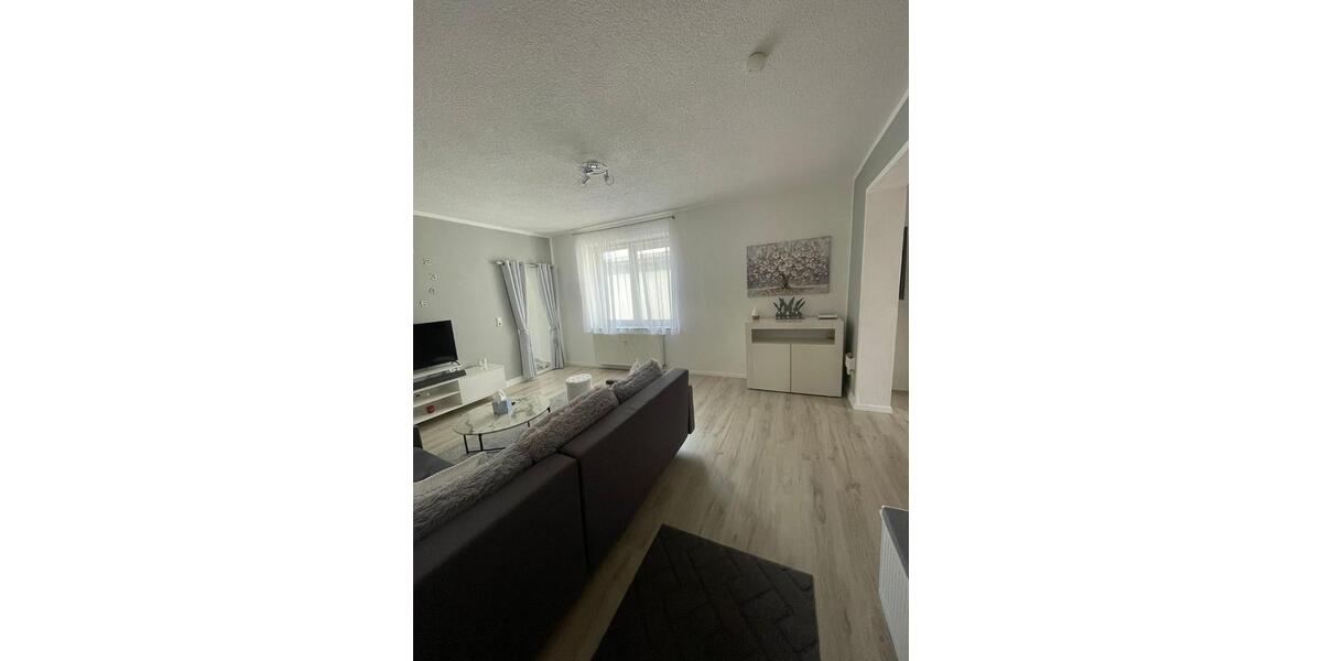 Etagenwohnung Schmelz - 3 Zimmer, 73 m&sup2;, 590&euro; | Angebot:26165328