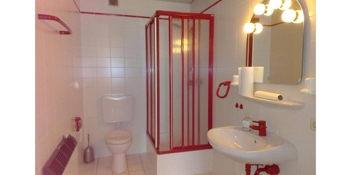 Etagenwohnung Dillingen (Saar) - 7 Zimmer, 135 m&sup2;, 980&euro; | Angebot:25973501