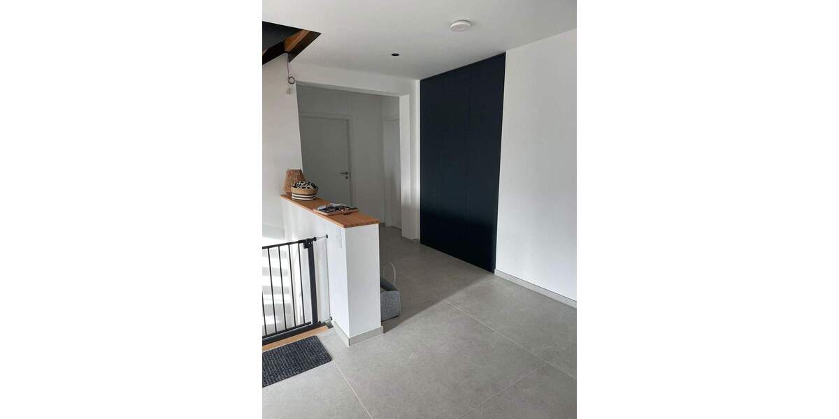 Einfamilienhaus Großrosseln - 9 Zimmer, 342 m&sup2;, 699.000&euro; | Angebot:25797882