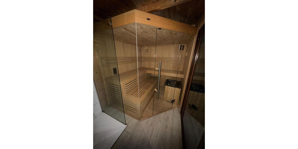 Doppelhaushälfte Püttlingen - 4 Zimmer, 230 m&sup2;, 1.930&euro; | Angebot:24895523