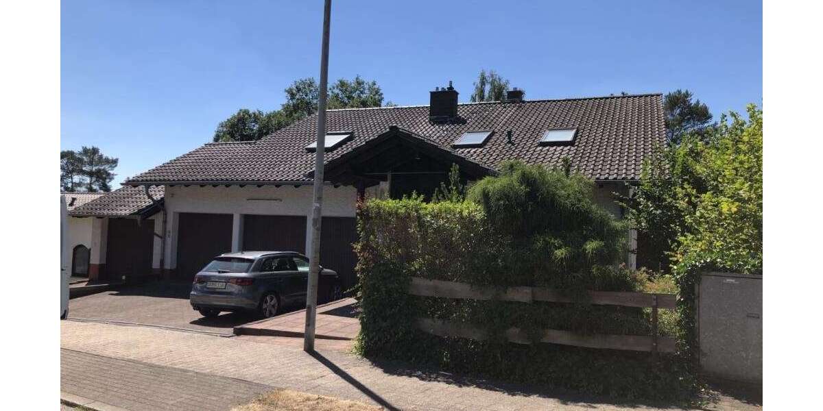 Etagenwohnung Blieskastel - 5 Zimmer, 185 m&sup2;, 1.130&euro; | Angebot:25972471