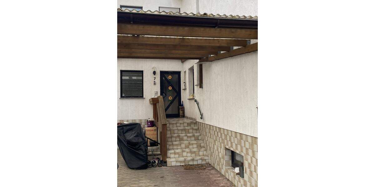 Doppelhaushälfte Blieskastel - 7 Zimmer, 185 m&sup2;, 269.000&euro; | Angebot:25705115