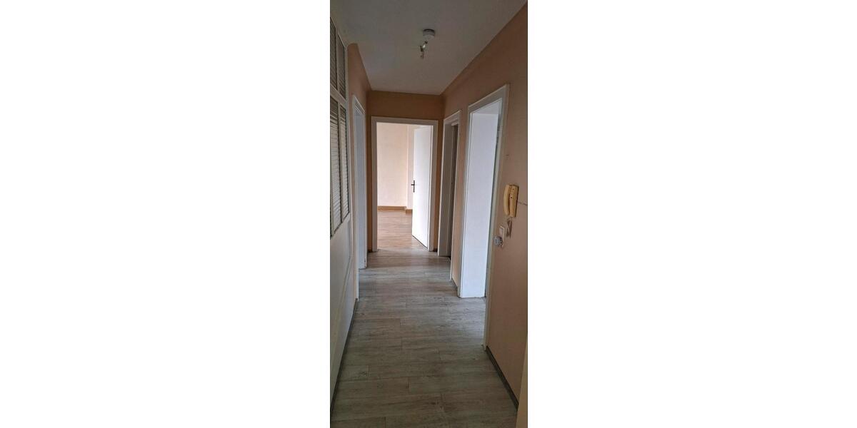 Etagenwohnung Dillingen (Saar) - 1 Zimmer, 100 m&sup2;, 650&euro; | Angebot:25309119