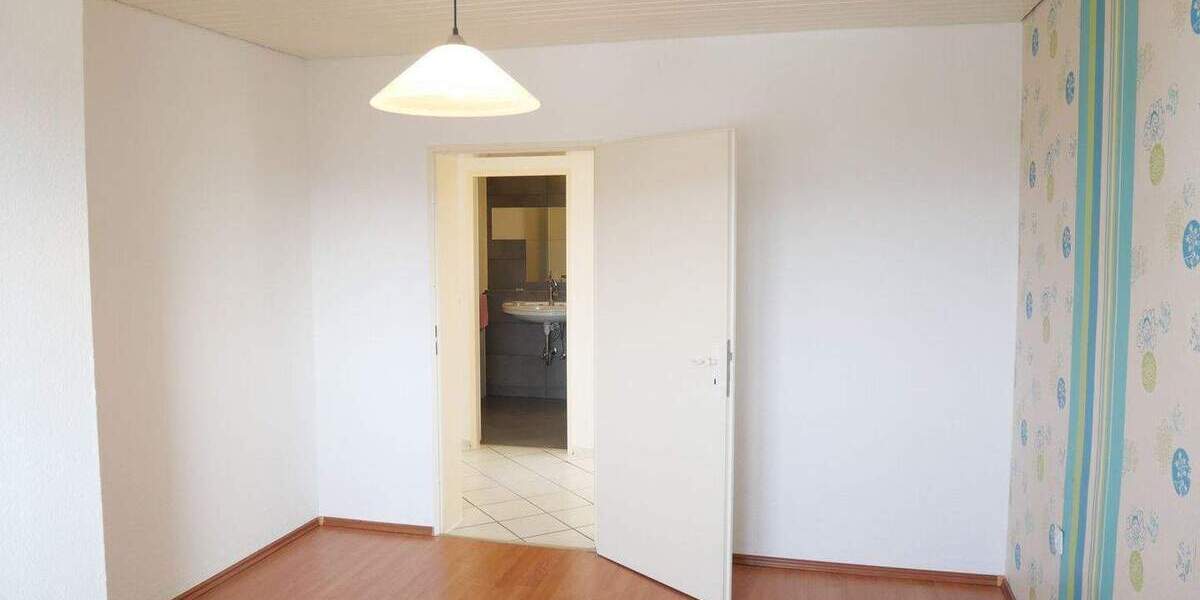 Etagenwohnung Sankt Ingbert Rohrbach - 3 Zimmer, 92 m&sup2;, 199.000&euro; | Angebot:25667231