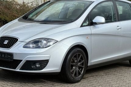 Seat Altea 127.000 km 5.900 &euro; Saarbrücken 66115