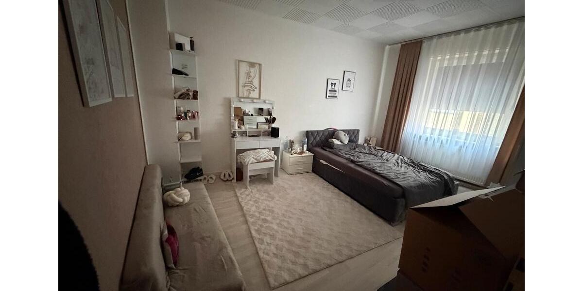 Etagenwohnung Saarbrücken Malstatt - 3 Zimmer, 75 m&sup2;, 500&euro; | Angebot:25957204