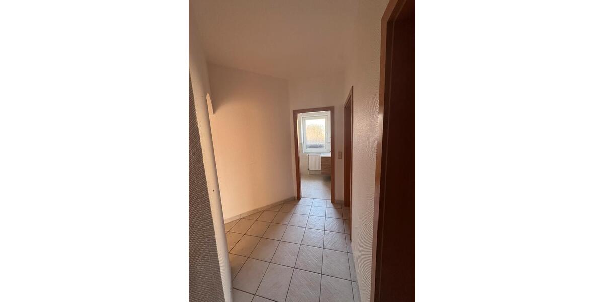 Erdgeschoßwohnung Püttlingen - 2.5 Zimmer, 83 m&sup2;, 700&euro; | Angebot:26653363