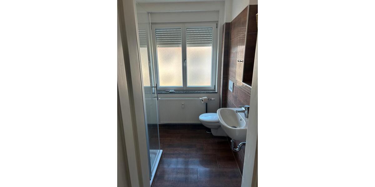 Etagenwohnung Saarbrücken Malstatt - 2 Zimmer, 75 m&sup2;, 830&euro; | Angebot:25351462