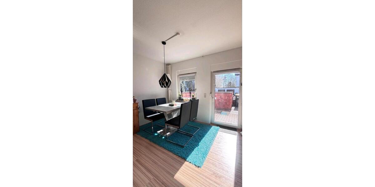 Erdgeschoßwohnung Homburg - 2.5 Zimmer, 55 m&sup2;, 680&euro; | Angebot:25619771