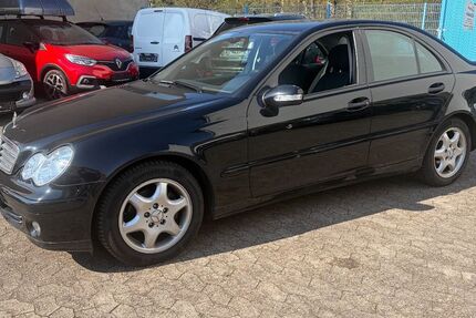 Mercedes-Benz C 180 127.000 km 5.900 &euro; Saarbrücken 66115