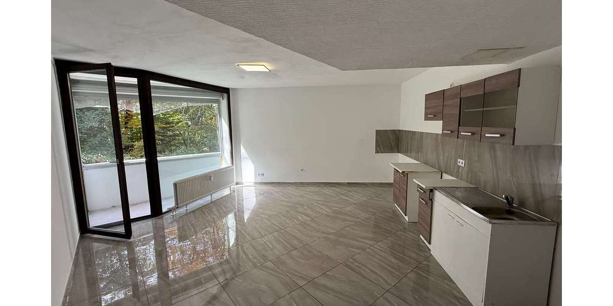 Etagenwohnung Homburg - 4 Zimmer, 123 m&sup2;, 195.000&euro; | Angebot:24871674